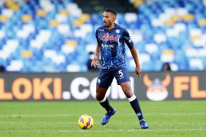 ewc-官方：那不勒斯后卫小胡安右大腿半膜肌出现拉伤性损伤，开始治疗