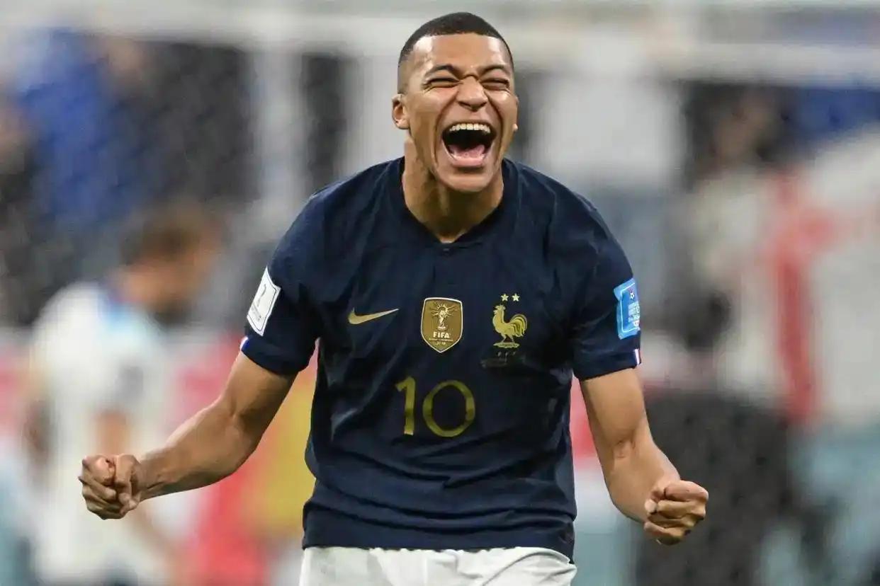 ewc-坎德拉建议姆巴佩的位置后撤，楚阿梅尼要用好自己的多面性